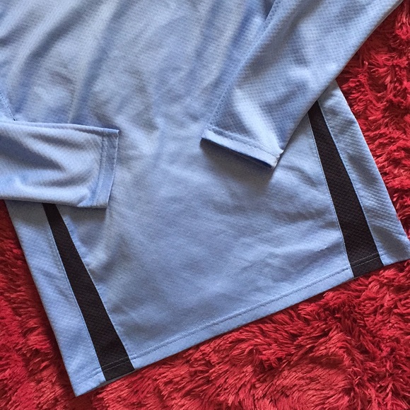 Carolina blue and navy antiperspirant top - Picture 3 of 8